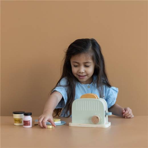 Tostadora de madera con accesorios